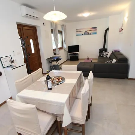 Val Vidal Holiday House فيلة روفينج